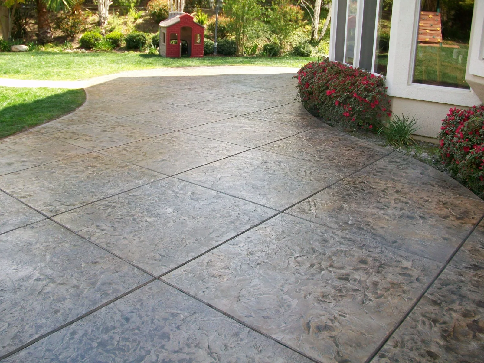 Patios — photograph 2
