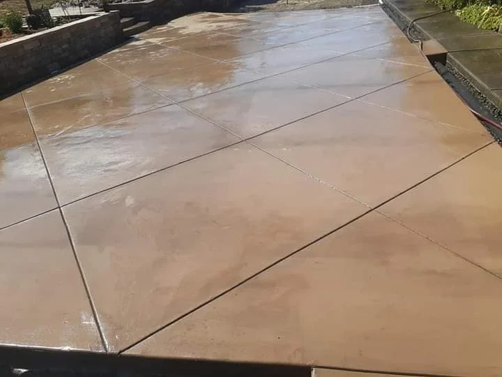 Patios — photograph 9