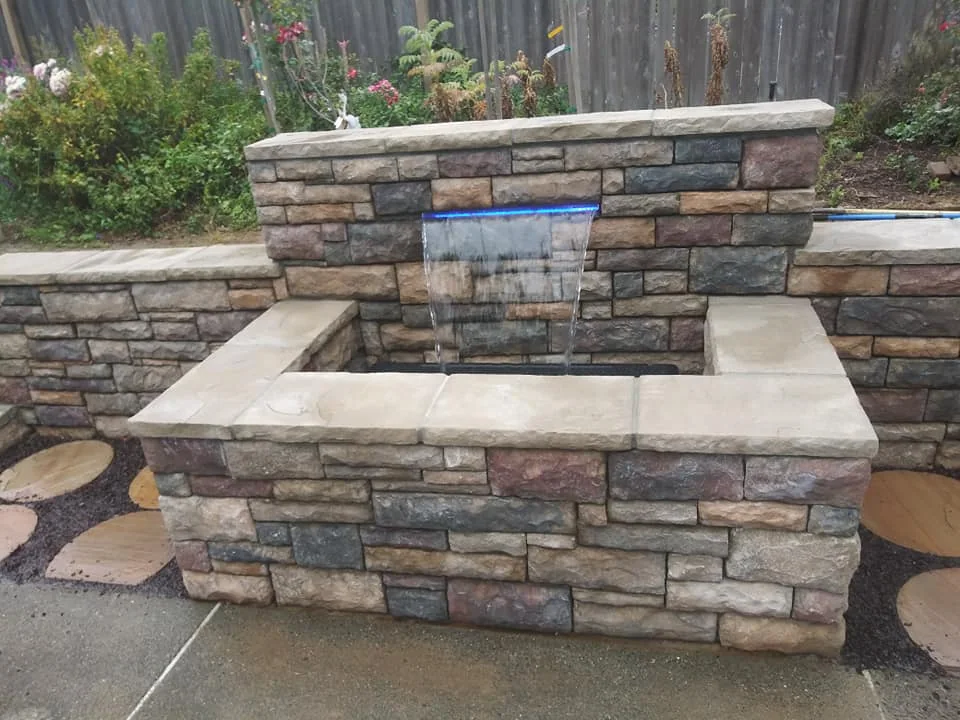 Pools & water features