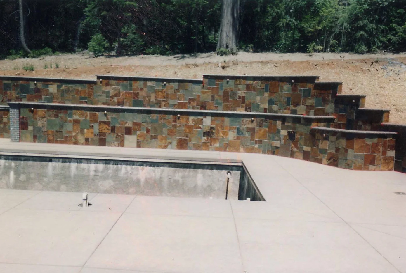 Pools & water features — photograph 7