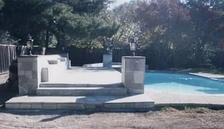 Pools & water features — photograph 16