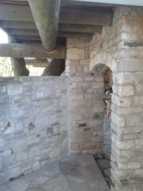 Retaining walls — photograph 21