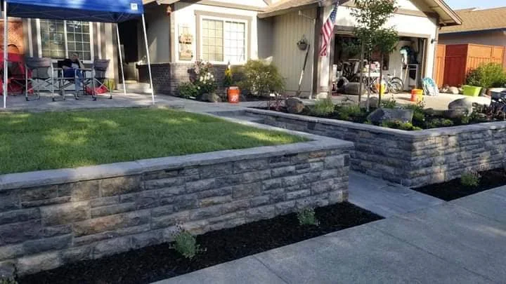 Planters & benches
