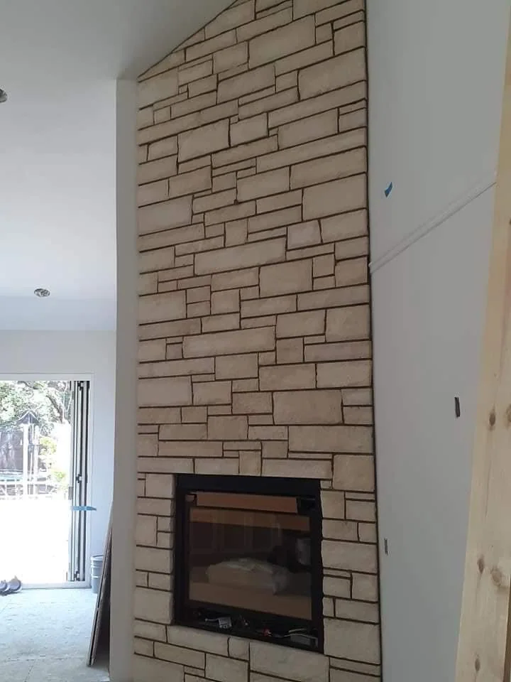 Fireplaces & fire pits — photograph 11