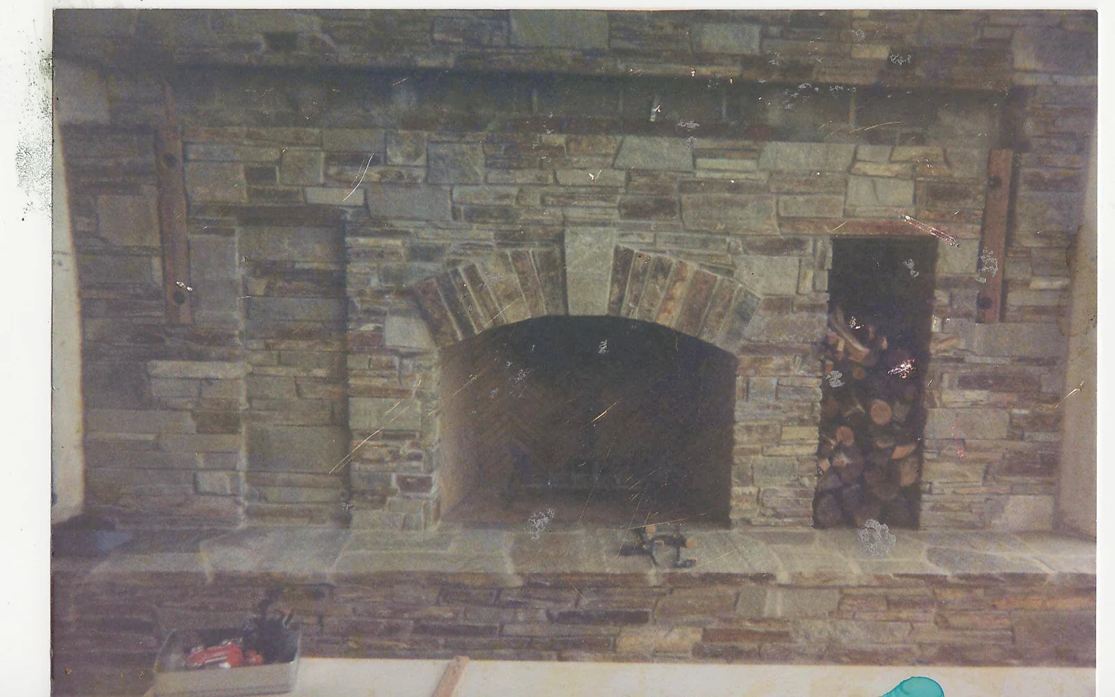 Fireplaces & fire pits — photograph 13
