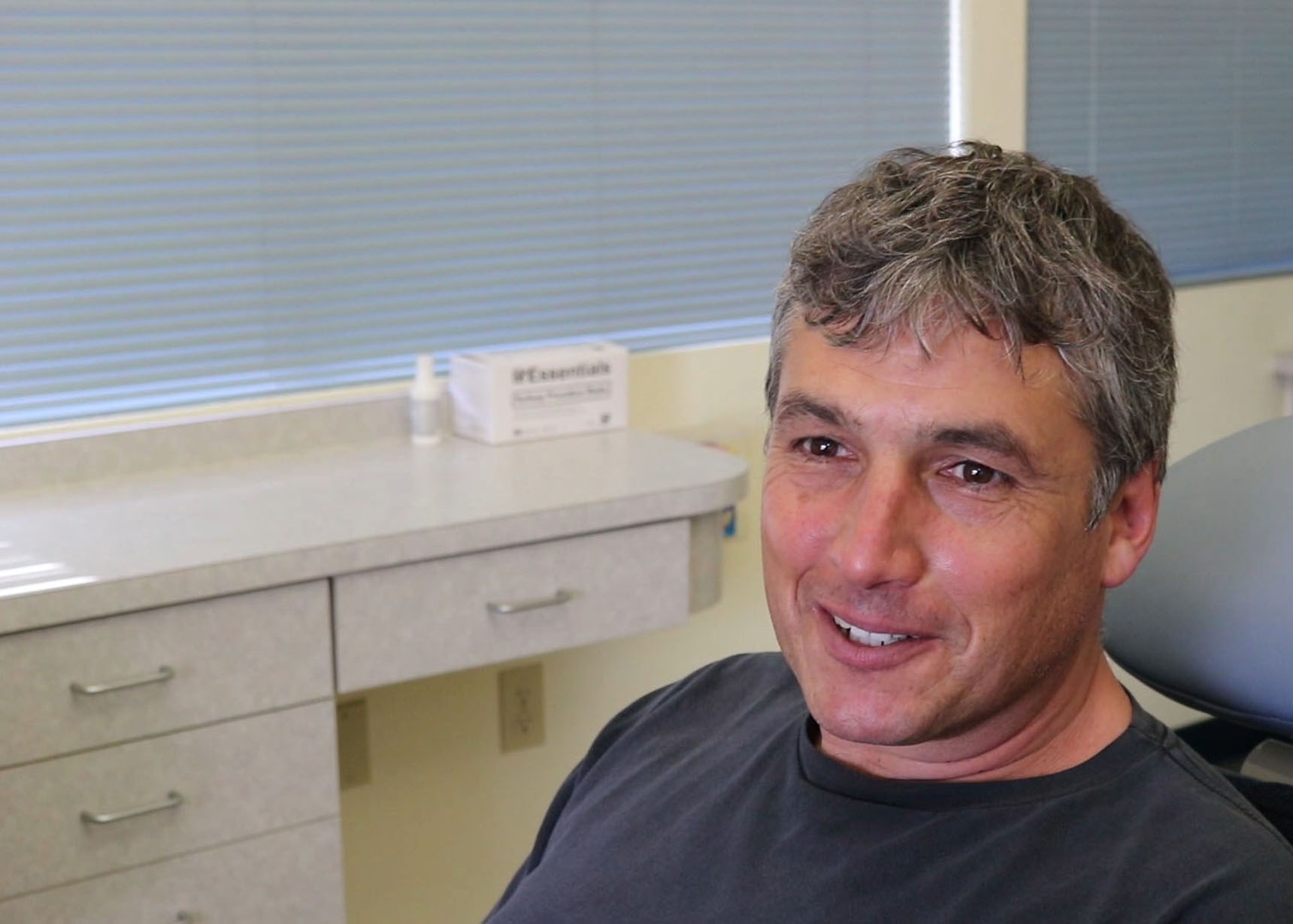 Rob, an Amare Dental patient